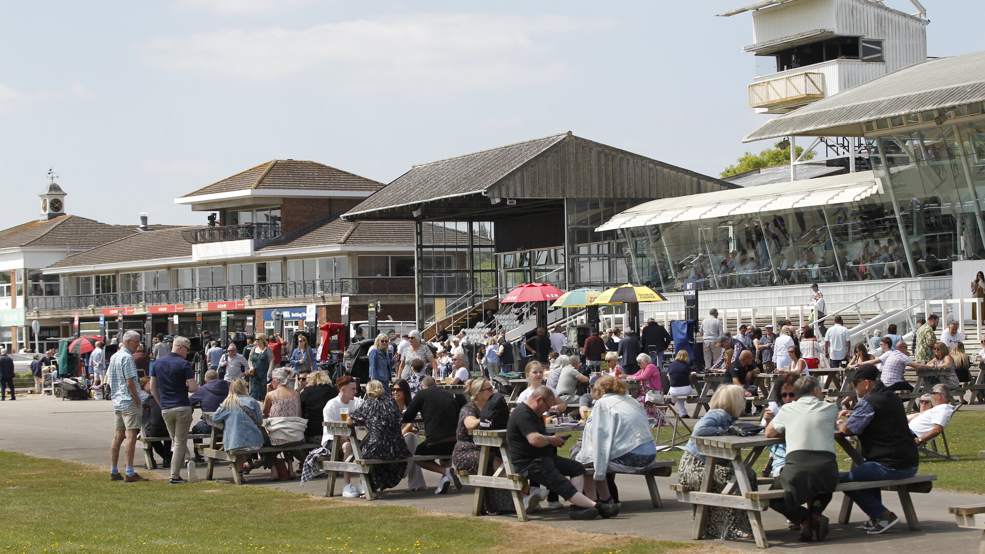 Ladies Day at Stratford
