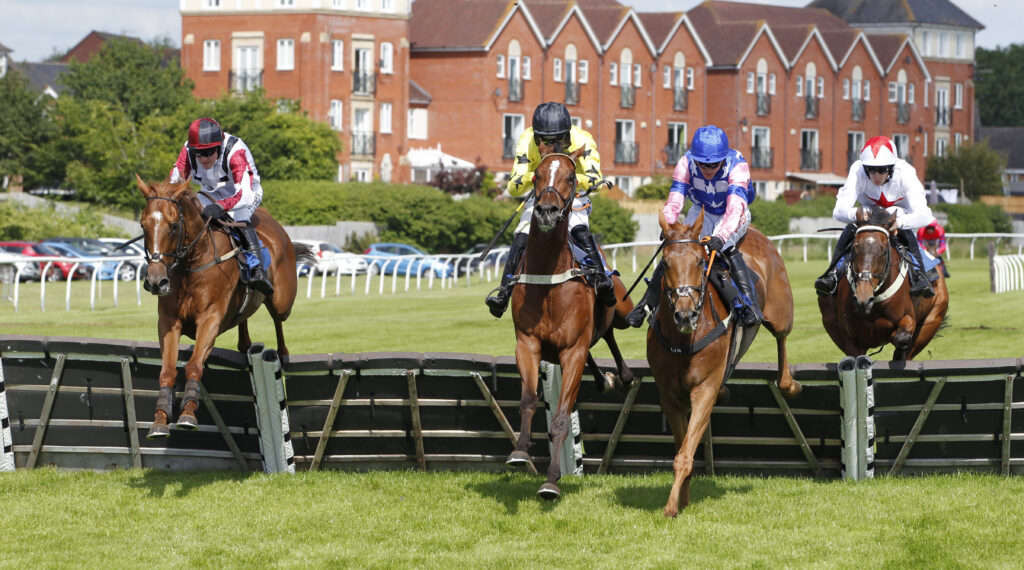 A neck, a head, a neck... With finishes like this, racing is peerless