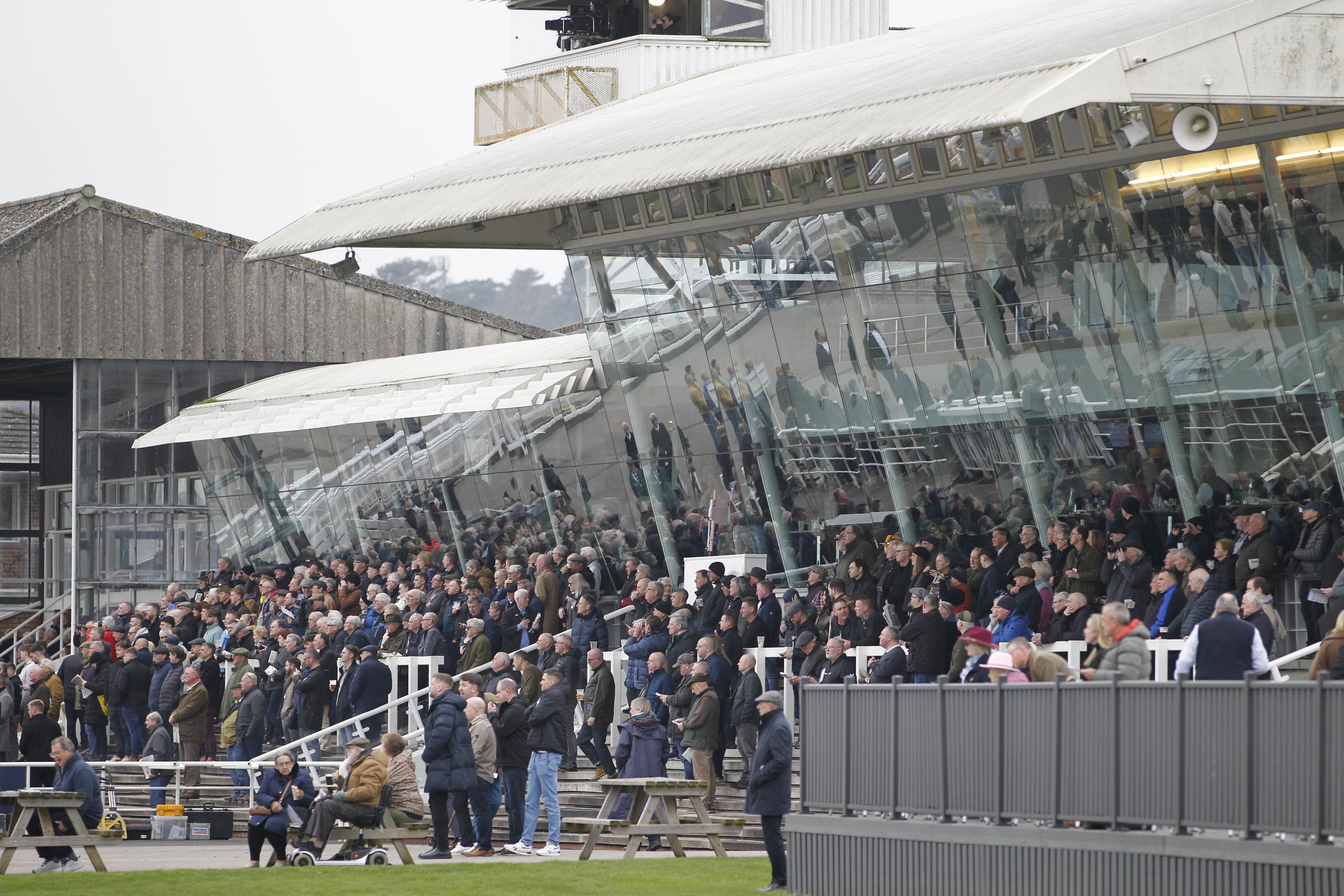 Lavelle double can't disguise Hutsby delight at first professional winner