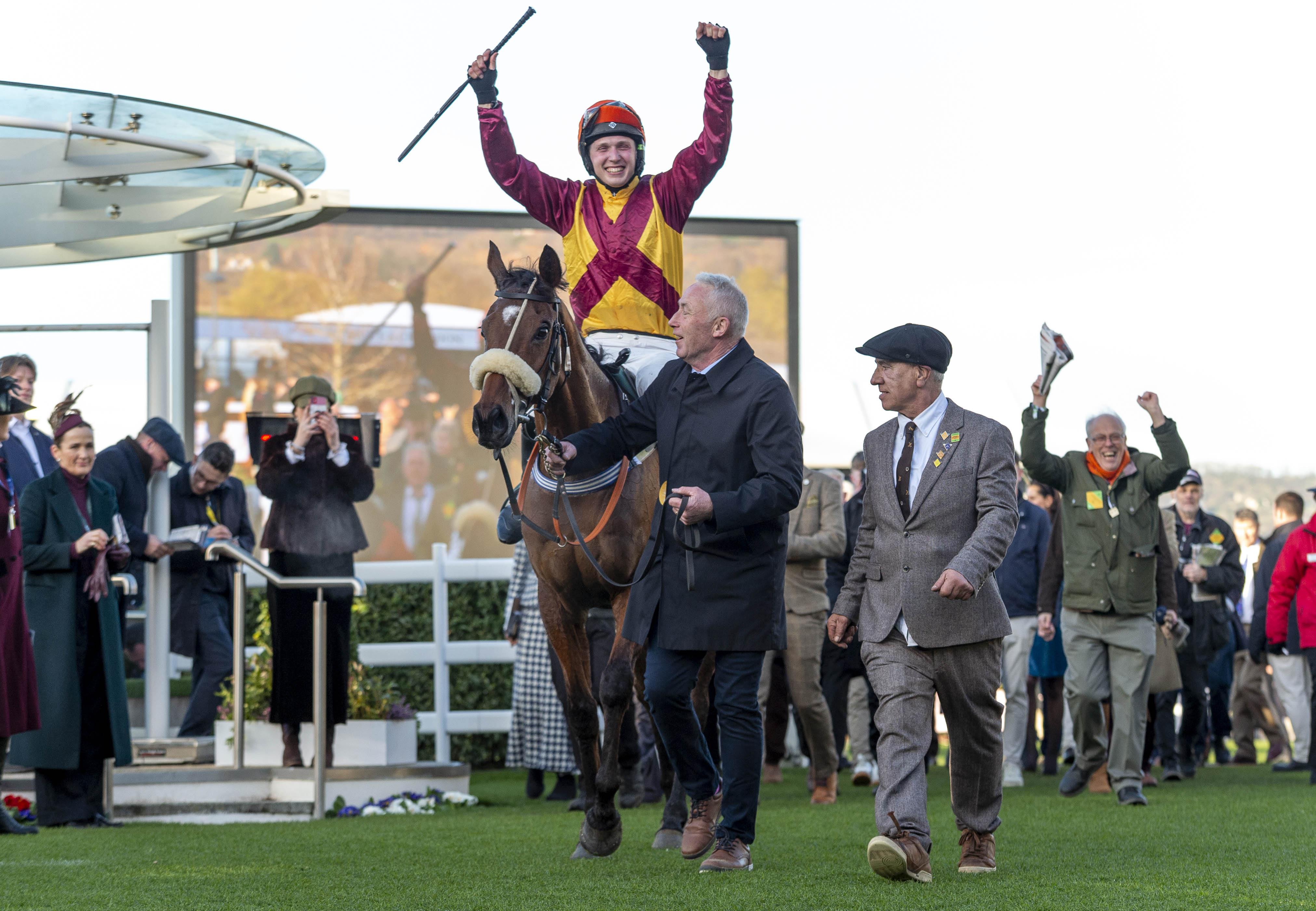 Barton Snow offers up a Festival winner